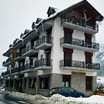 Garona 2*
