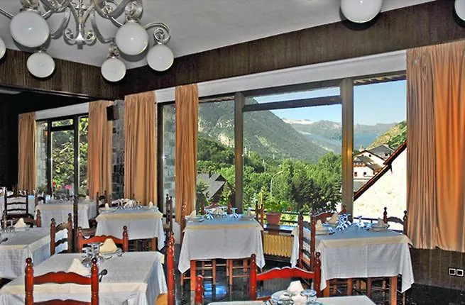 فندق Garona 2*